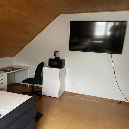 Grosse Haus Fuer Bis Zum 13 Leute 아파트 *